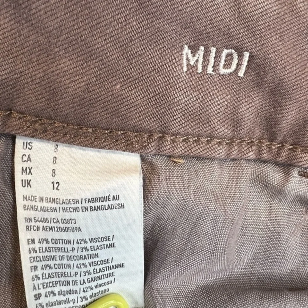 American‎ Eagle Women's Super Stretch Midi AEO Twill Purple Jean Shorts 8
